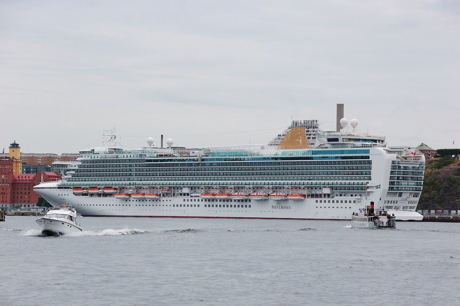 Azura cruise ship