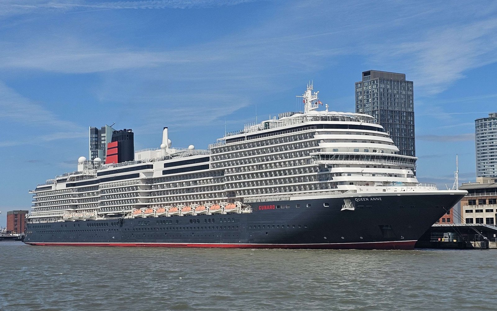 Queen Anne cruise ship