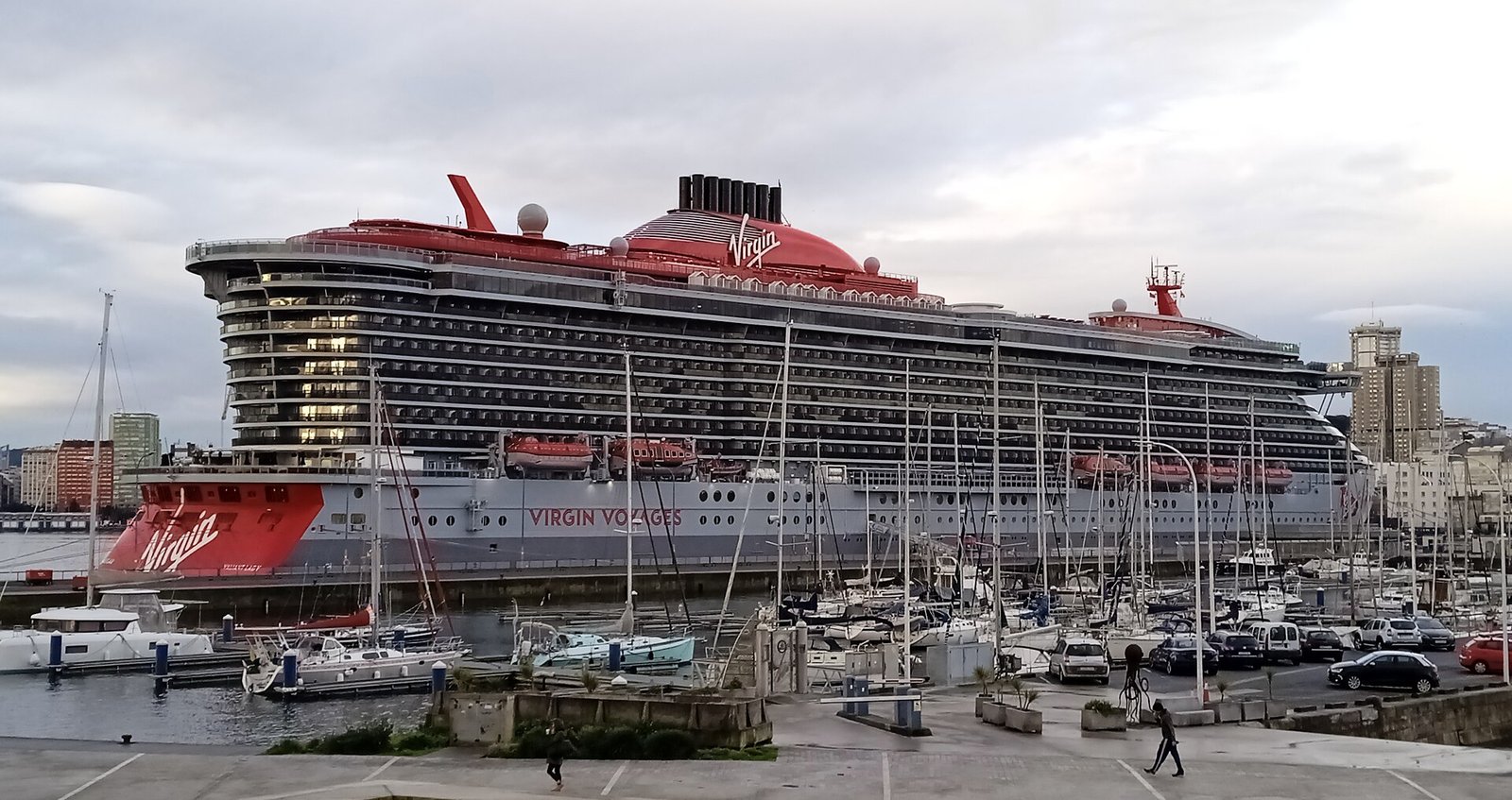 Valiant Lady cruise ship